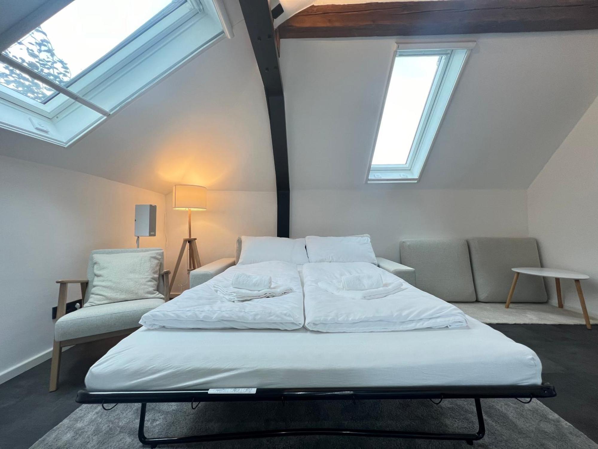 Ludwigshome - Zentrale Lage, Luxusbad, Workspace, Klima Ludwigsburg Eksteriør bilde