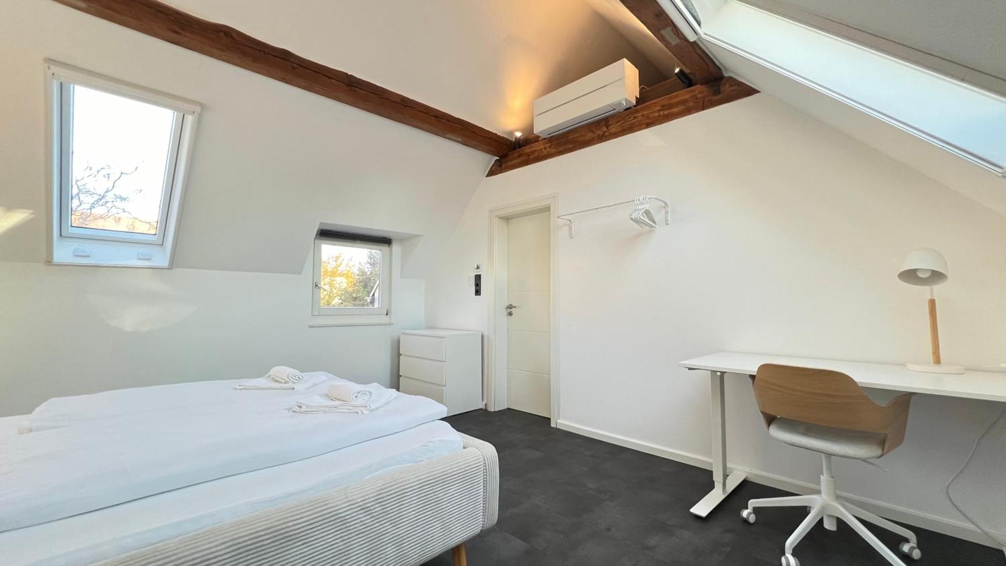Ludwigshome - Zentrale Lage, Luxusbad, Workspace, Klima Ludwigsburg Eksteriør bilde