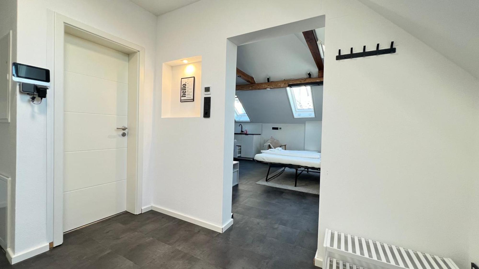 Ludwigshome - Zentrale Lage, Luxusbad, Workspace, Klima Ludwigsburg Eksteriør bilde